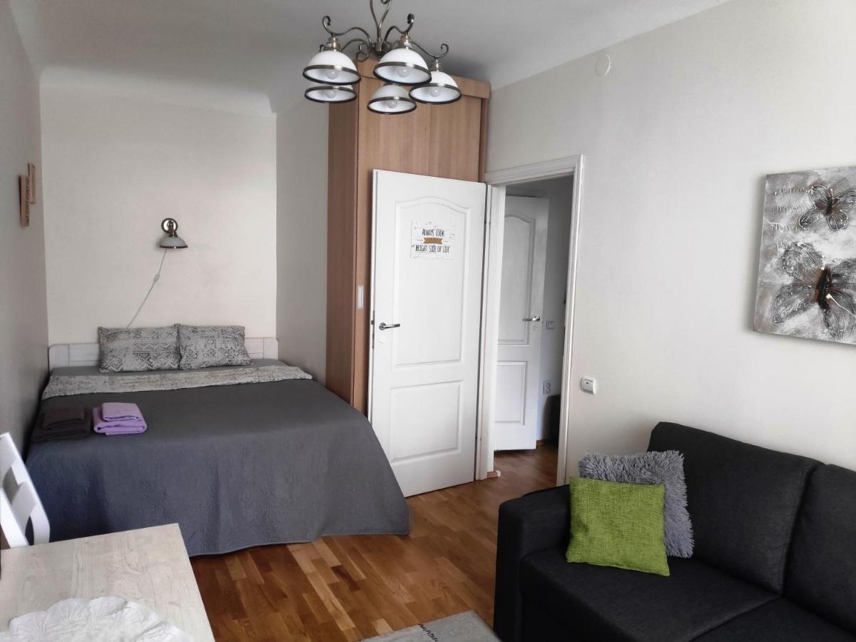 Majaka Apartment Tallinn Exteriör bild