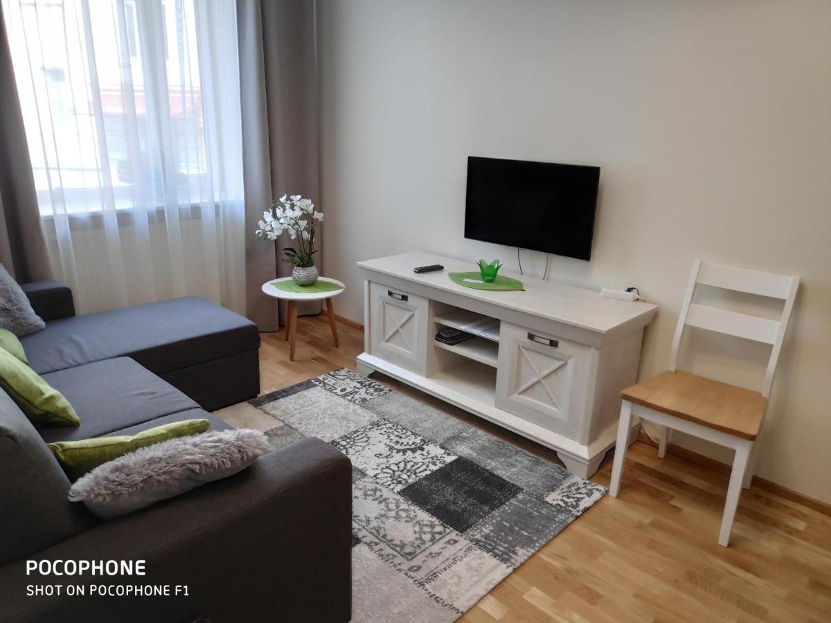 Majaka Apartment Tallinn Exteriör bild
